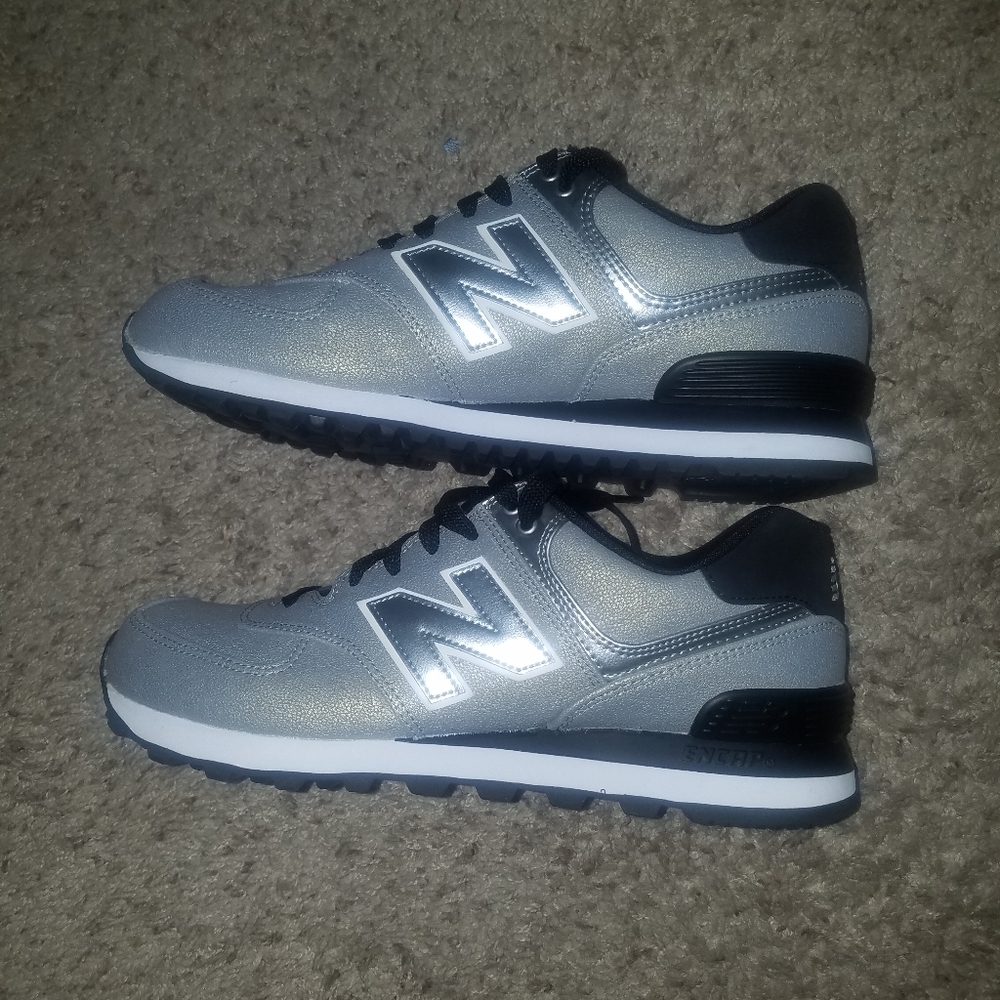 New Balance Sneakers